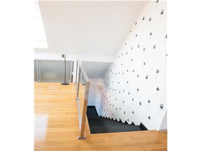 Comision 0%. Apartament 3 camere in A.Muresanu cu terasa panoramica si garaj