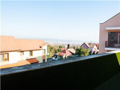 Comision 0%. Apartament 3 camere in A.Muresanu cu terasa panoramica si garaj