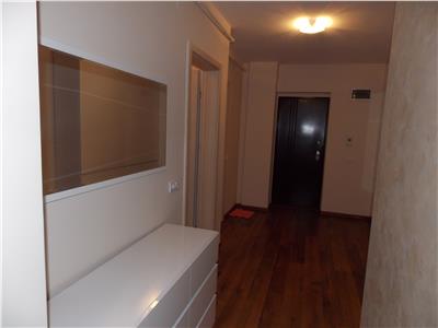 Vanzare Apartament 3 camere de lux in Gruia,  terasa 40 mp, mobilat, utilat si garaj