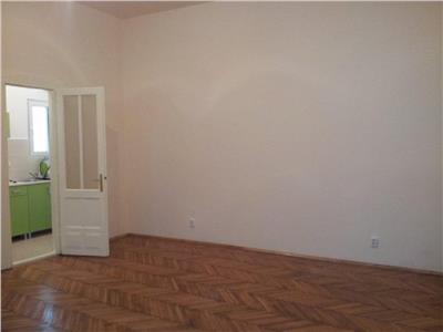 Apartament 3 camere in Centru, Cinema Arta